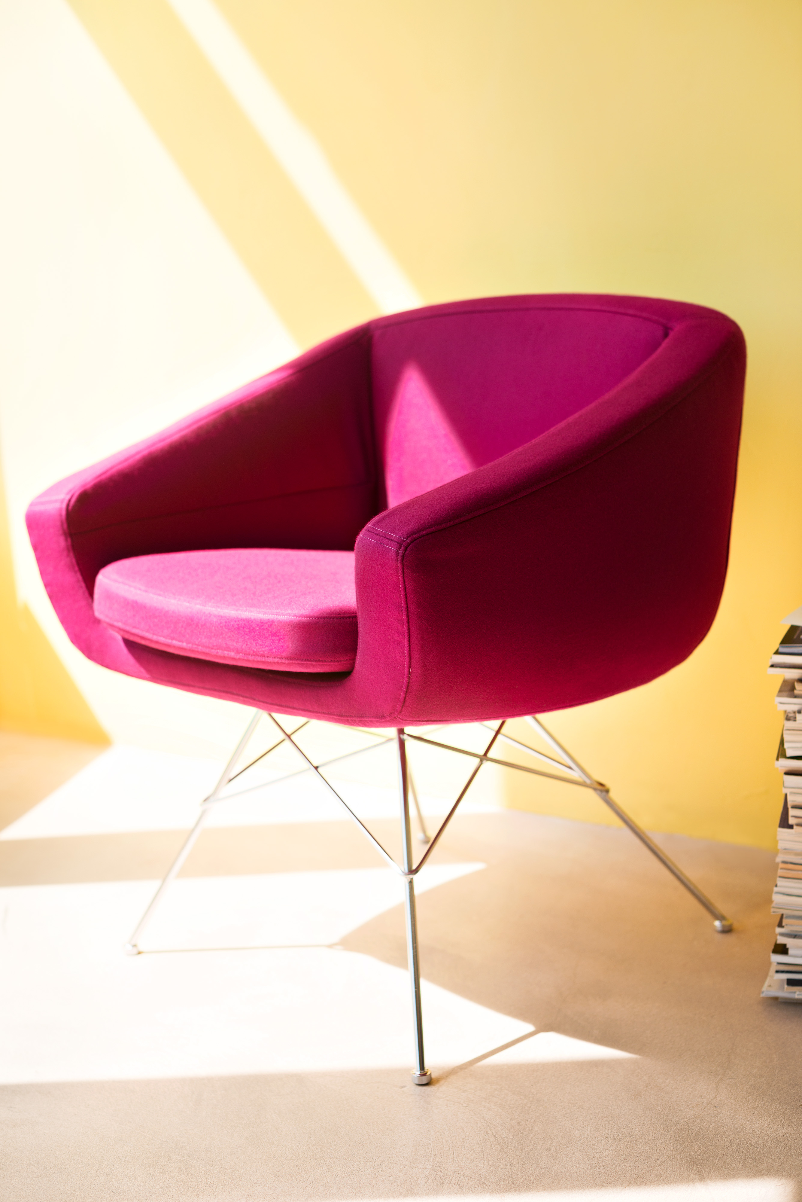pinker Stuhl